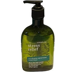 Bath & Body Works Aromatherapy Stress Relief Eucalyptus Spearmint Hand Soap NEW